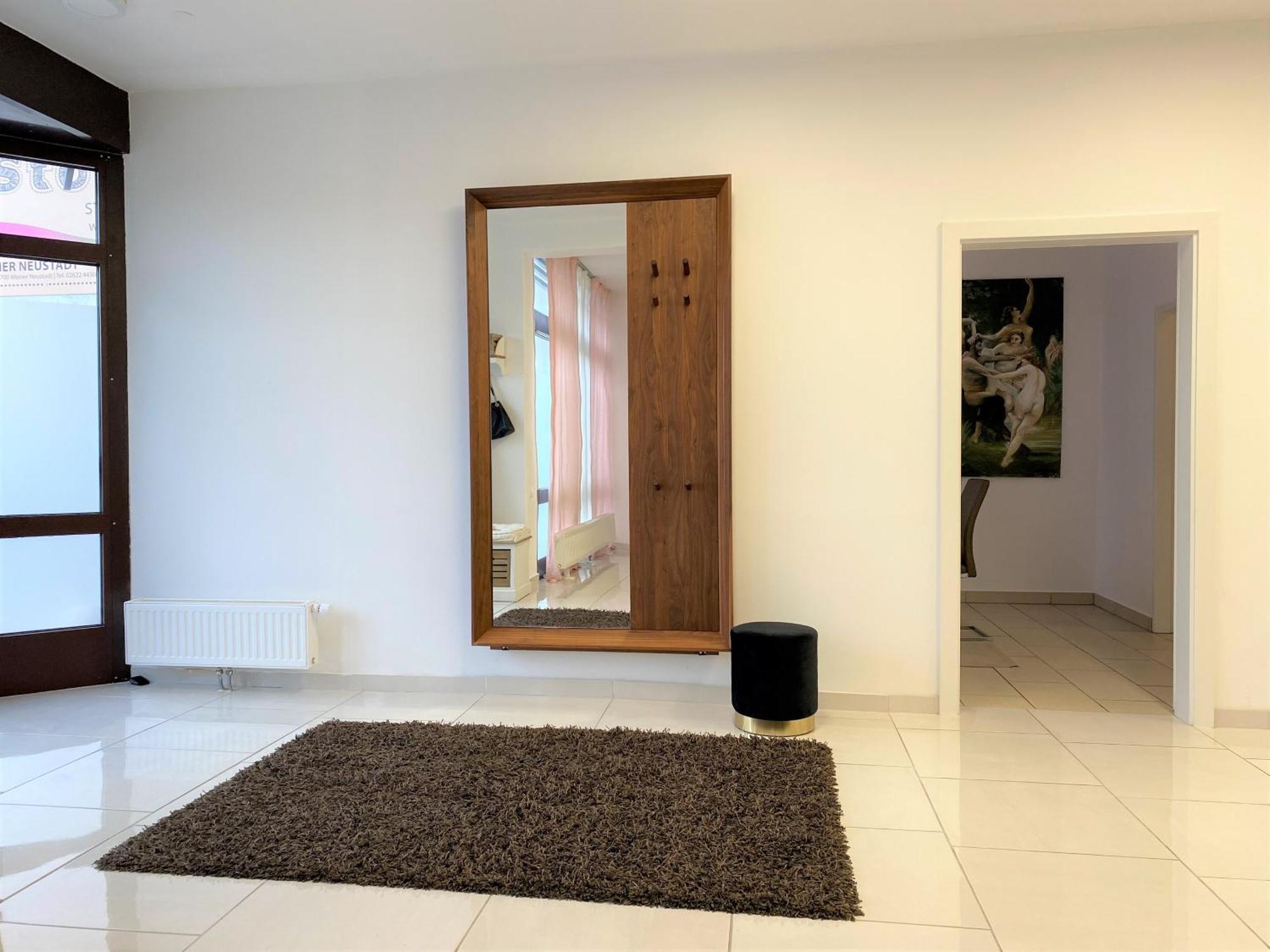 Stadtsuite Mit Sauna In Wiener Neustadt 135 M2 Ngoại thất bức ảnh