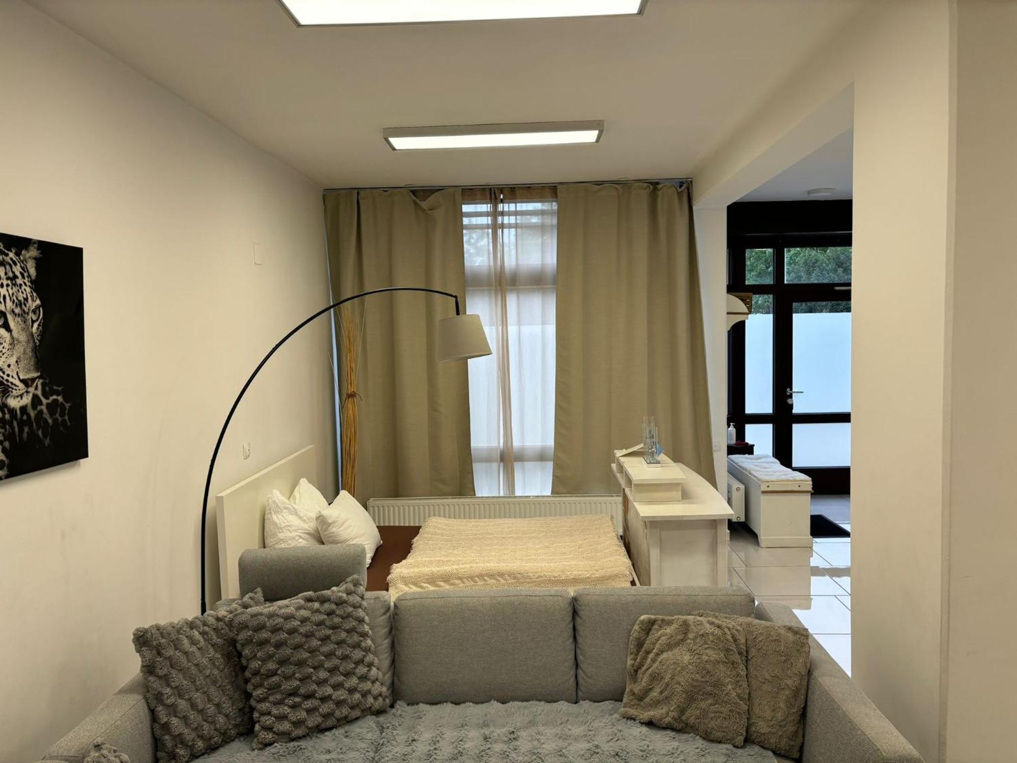 Stadtsuite Mit Sauna In Wiener Neustadt 135 M2 Ngoại thất bức ảnh
